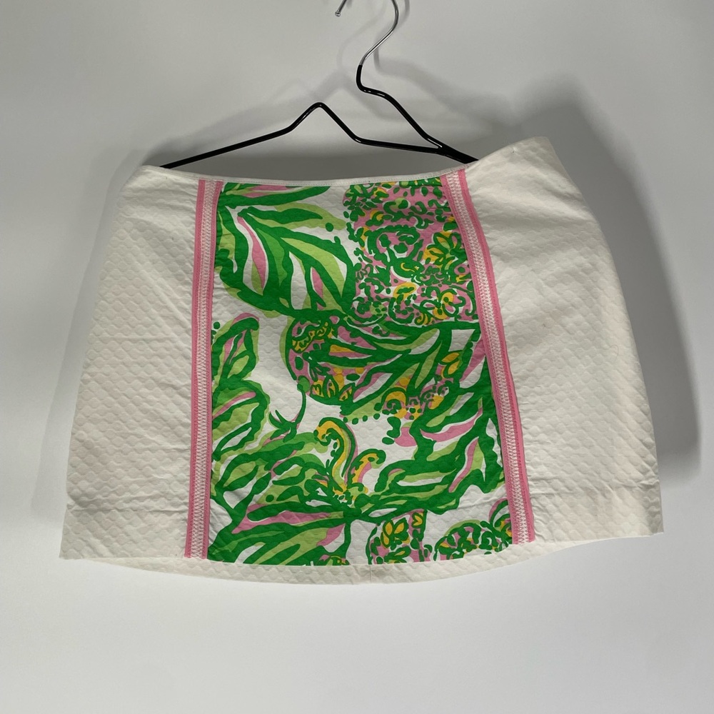 Lilly Pulitzer White Skirt with Green and Pink Floral Design
